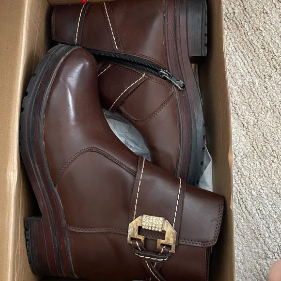 Vintage Artificial Leather Ankle Boots - Picture 1 of 10